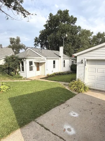 780
