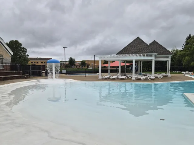 780