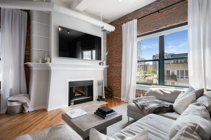 780
