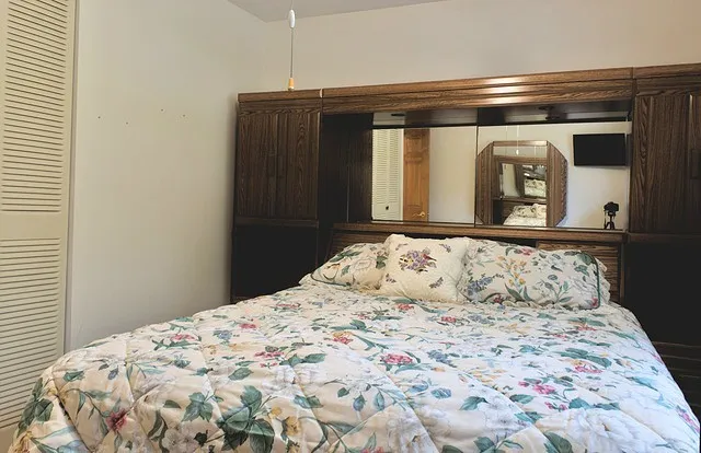 780
