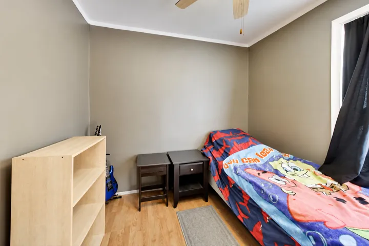 780