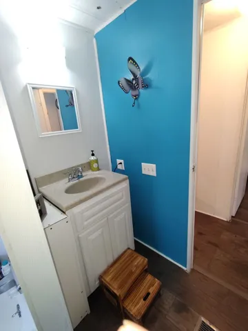 780