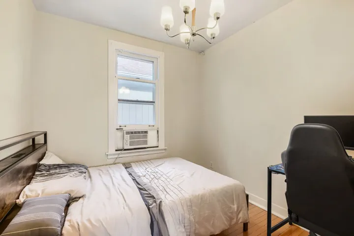 780