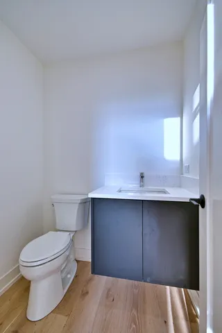 780