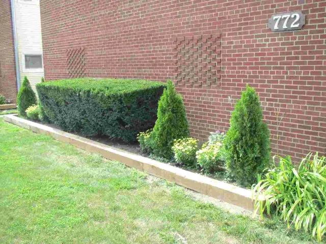 780