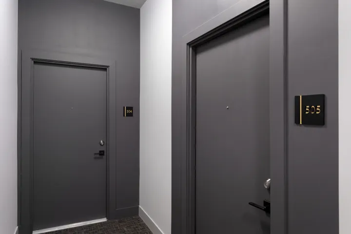 780