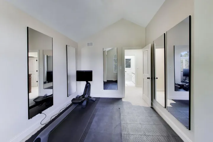 780