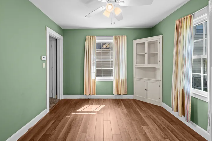 780