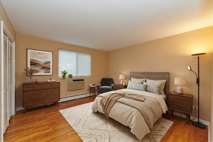 780