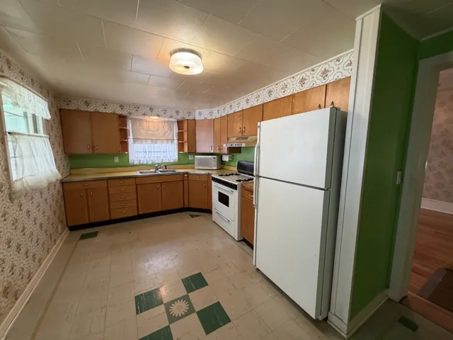 780