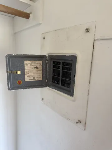 780