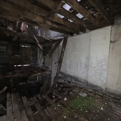 780