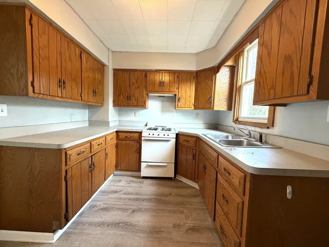 780