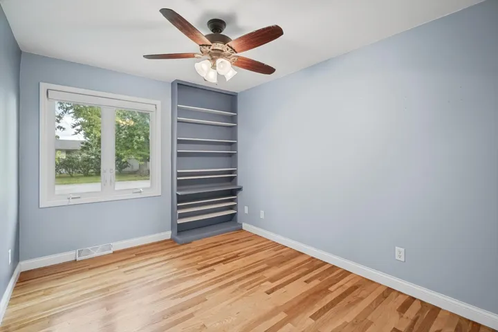 780