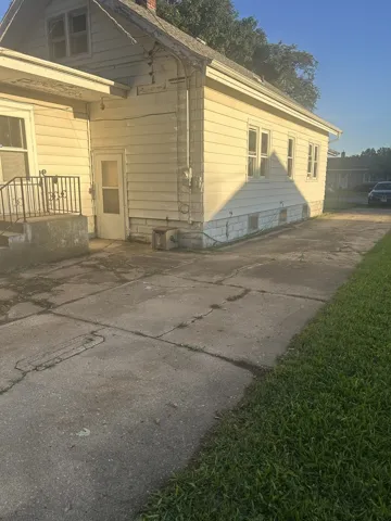 780
