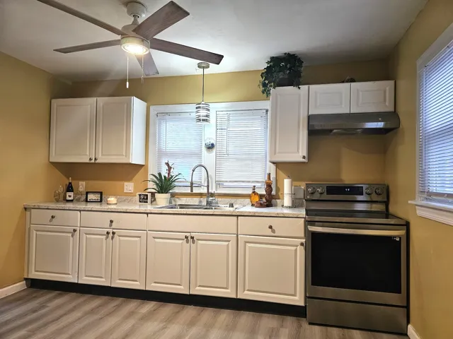 780