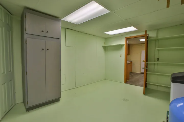 780