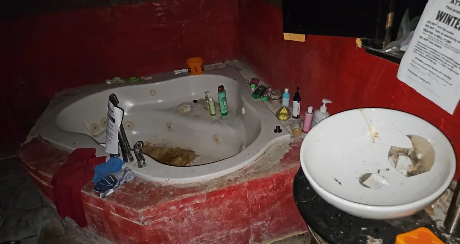 780