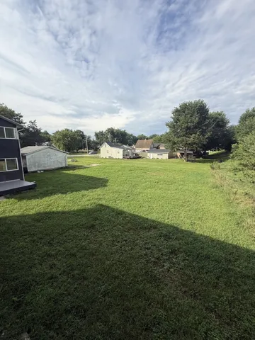 780