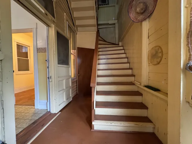 780