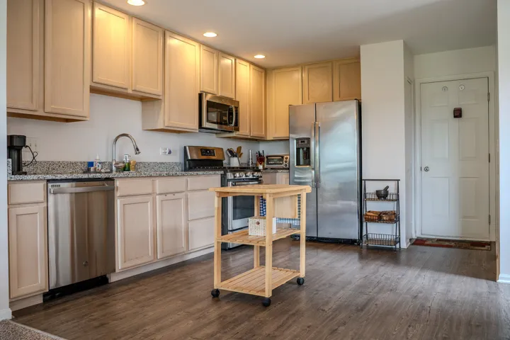 780