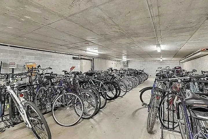780