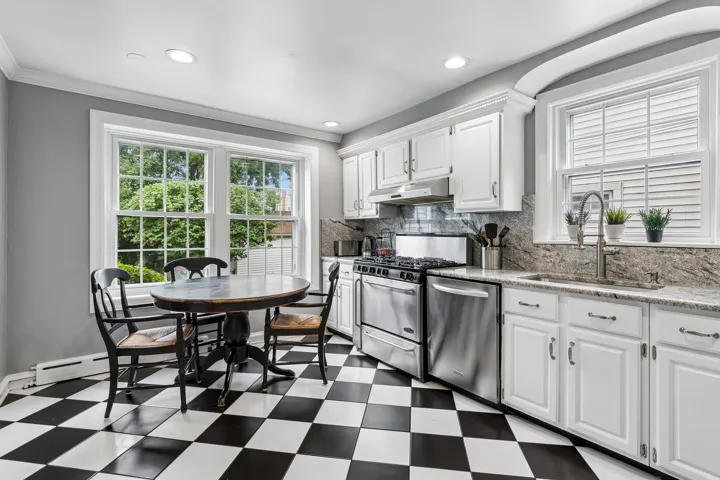 780