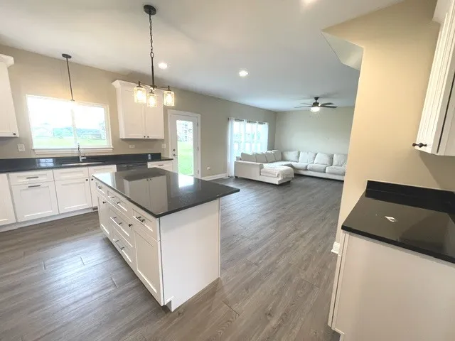780