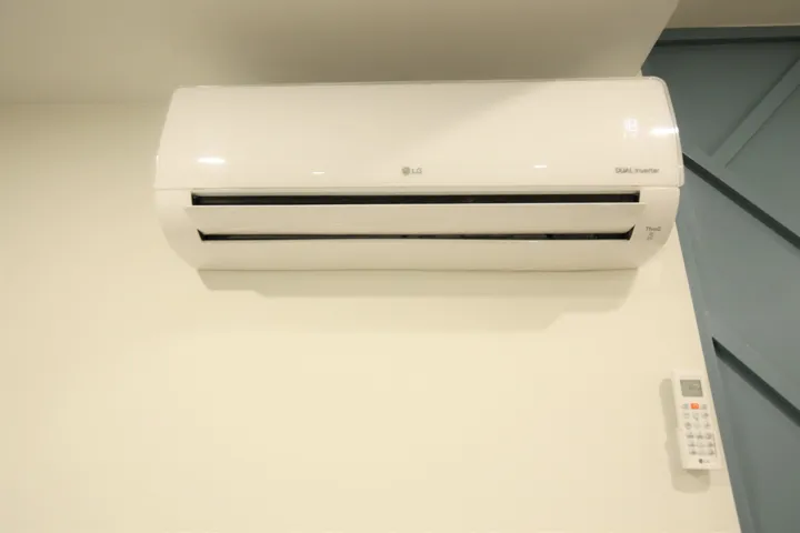 780