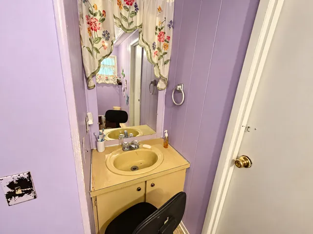 780