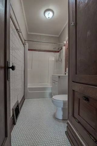 780