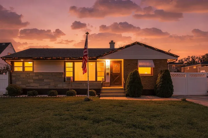 780