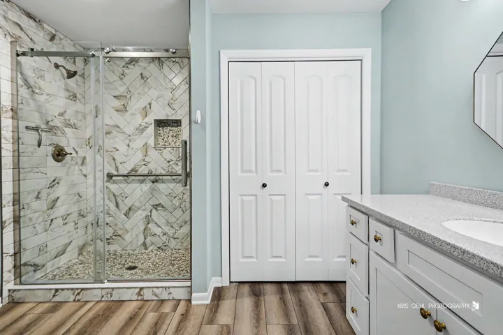 780