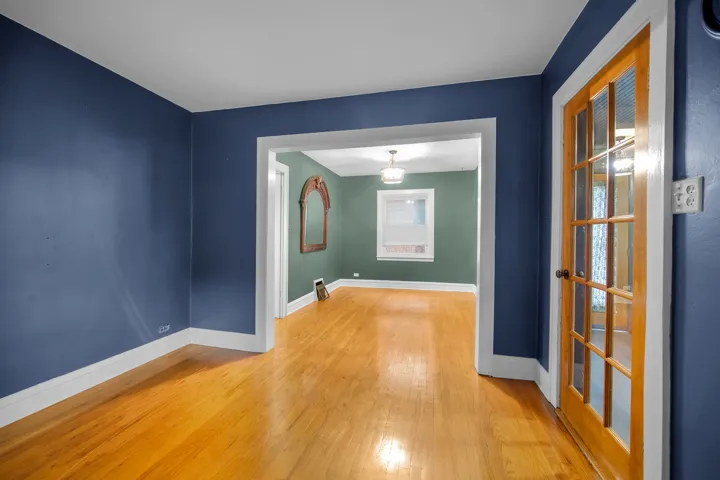 780