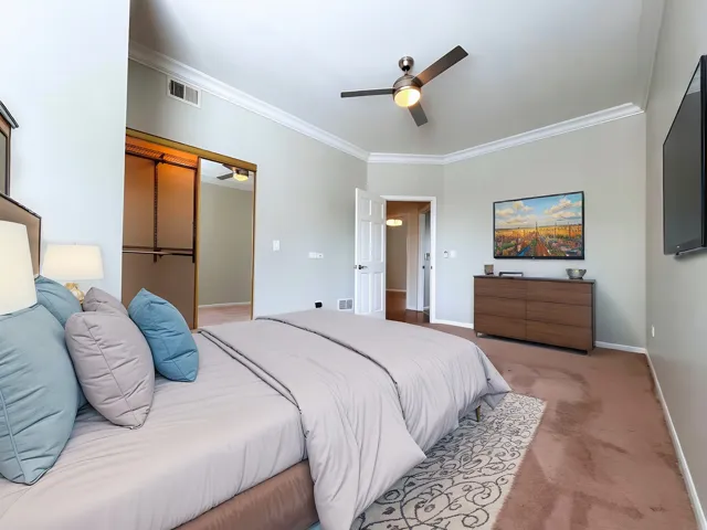 780