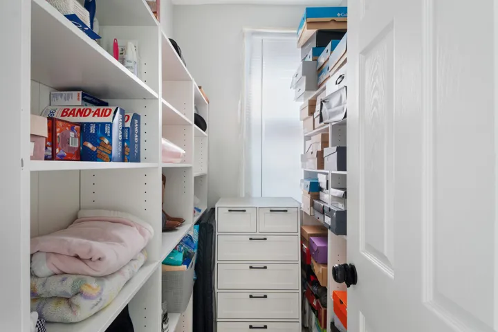 780