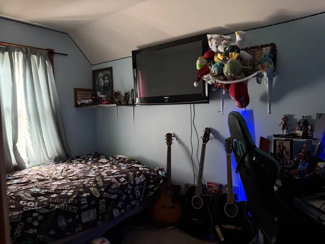 780