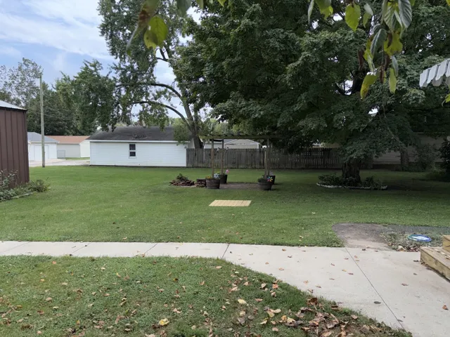 780