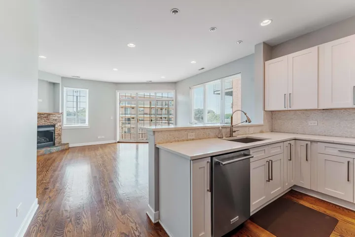 780