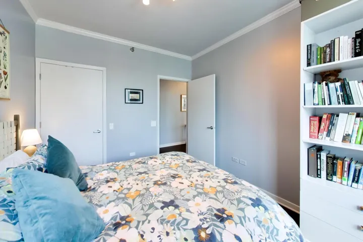 780