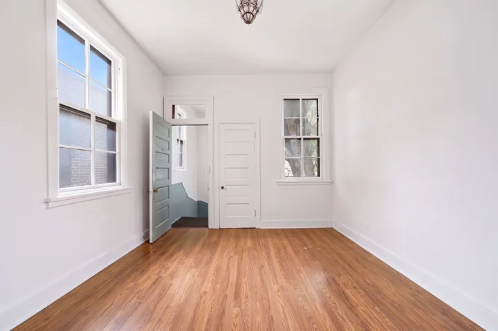 780