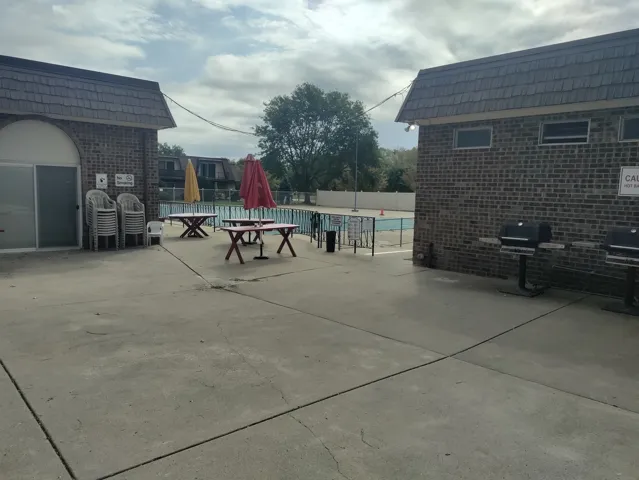 780