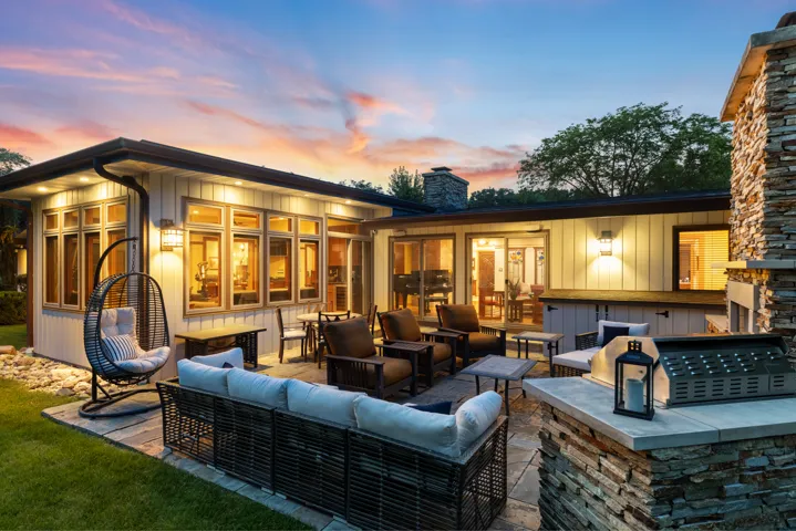 780
