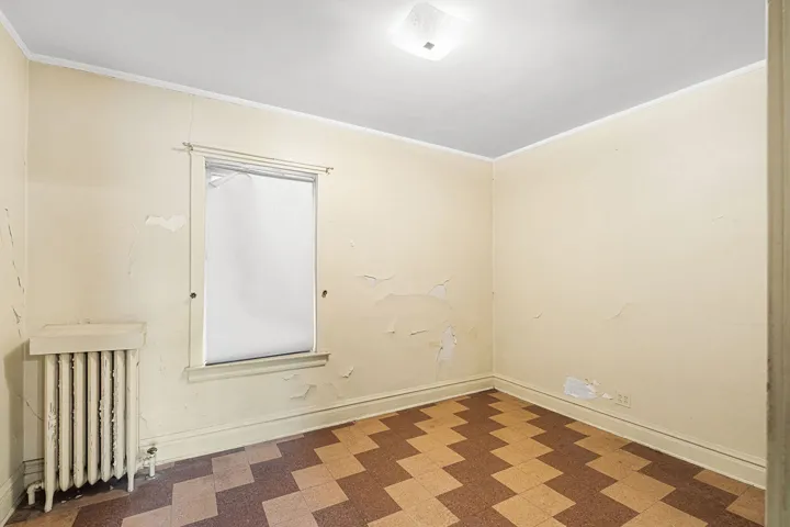 780