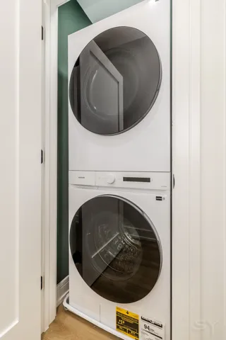 780