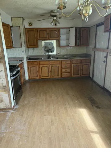 780