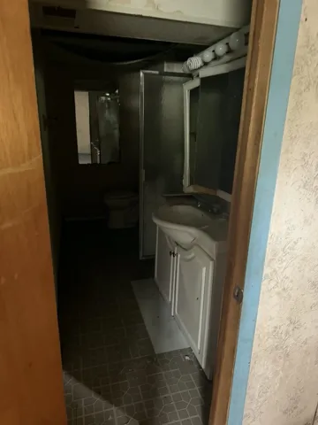 780
