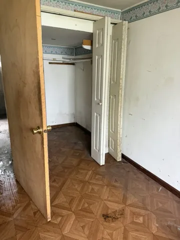 780