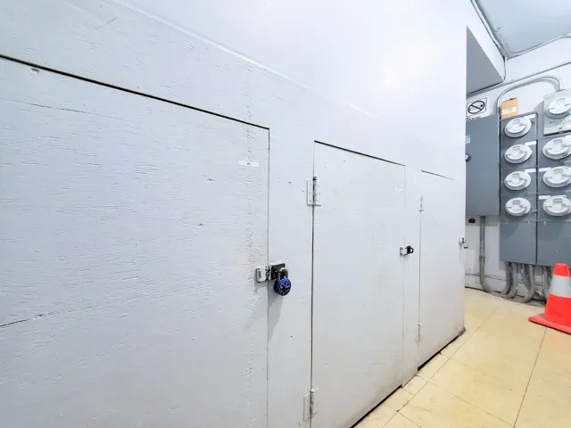 780