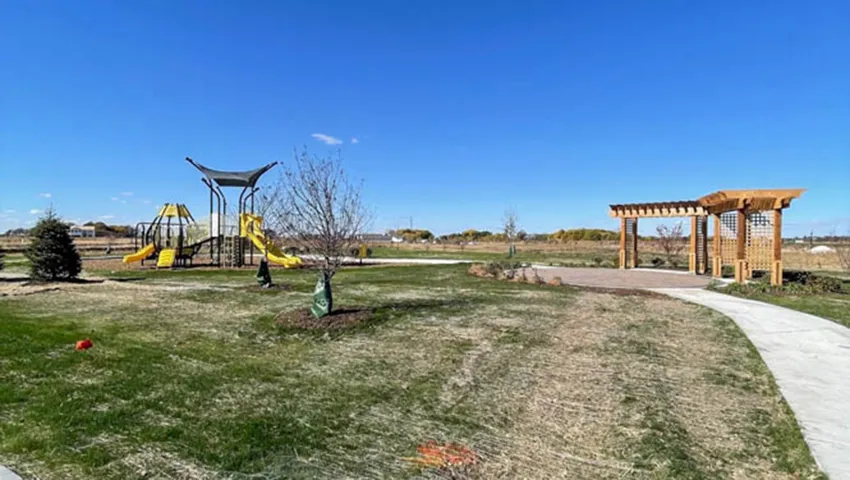 780